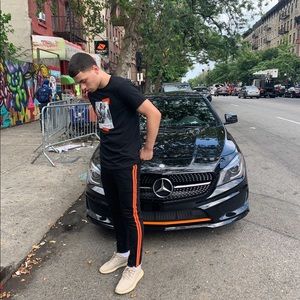 Meet your Posher, Christopher